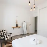 דירה 80 - Peace House