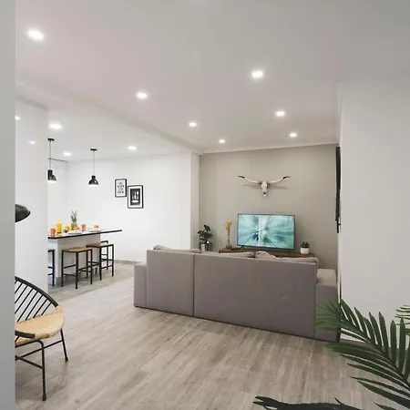 80 - Peace House פרל